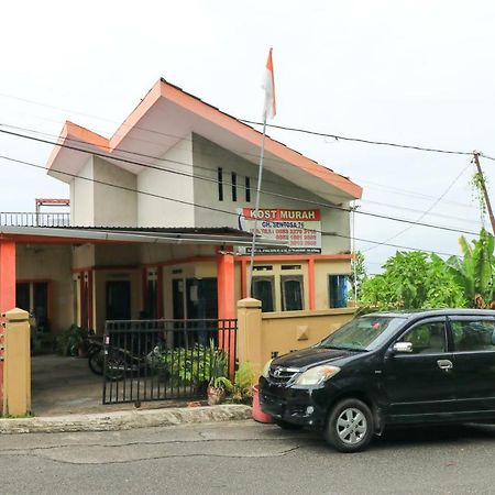 Sentosa76 Guest House Balikpapan  Buitenkant foto